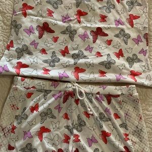Spring butterfly 2 piece sleepwear size large